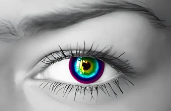 Are Coloured Contact Lenses Safe to Use